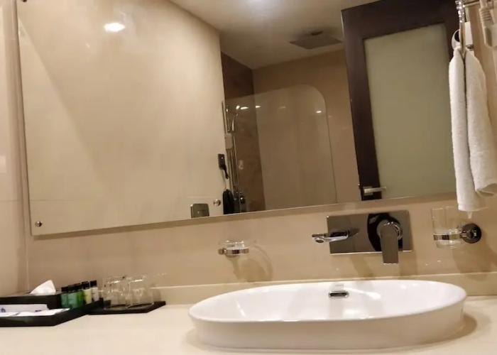 Kpm Tripenta Hotel