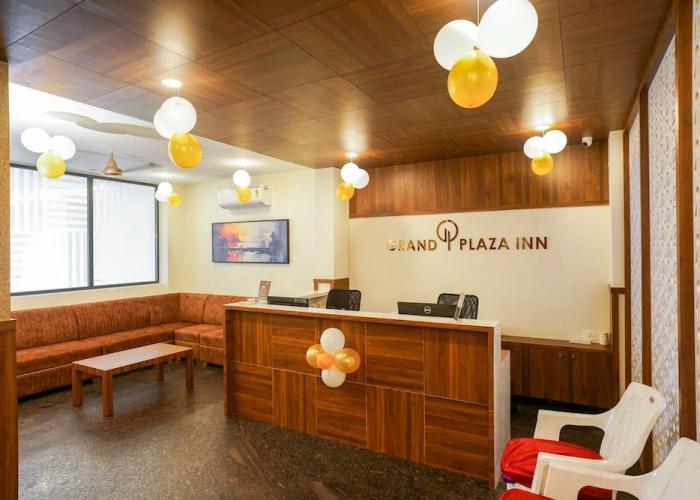 Grand Plaza Inn