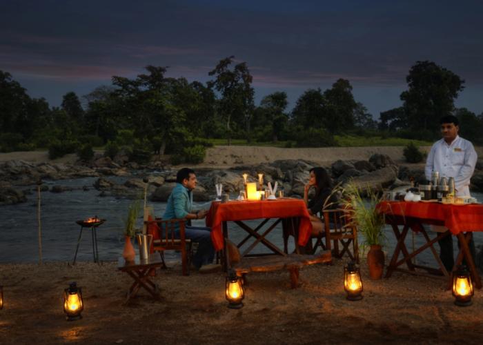 Pugdundee Safaris - Kanha Earth Lodge Bungalow