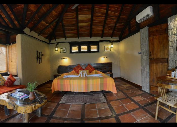 Pugdundee Safaris - Kanha Earth Lodge Bungalow