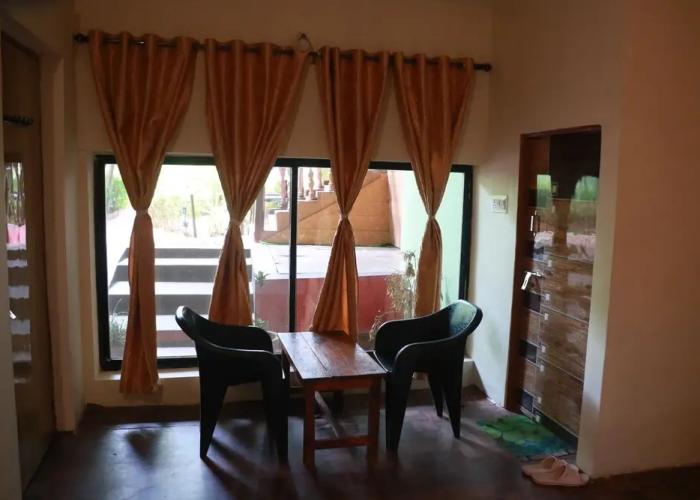 Istaqbal Hotel Mukki