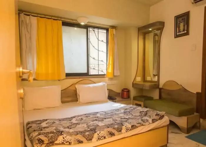 Vrinda Hotel