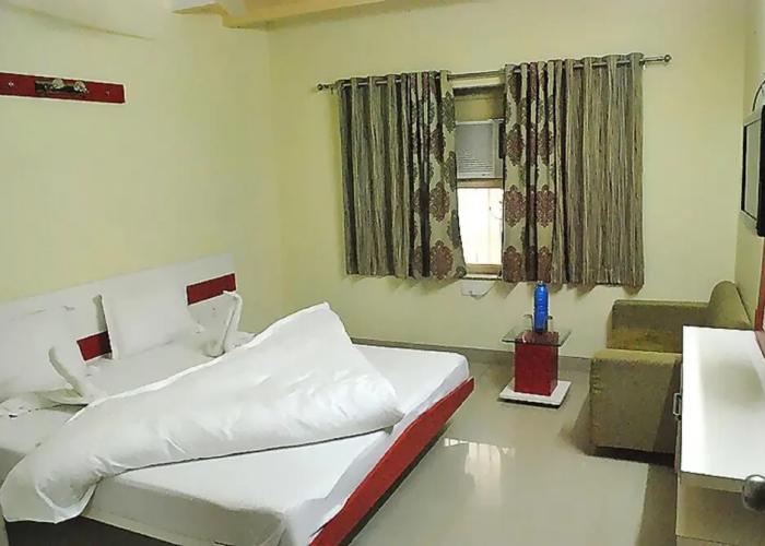 Hotel Ashapura Palace by Sky Stays
