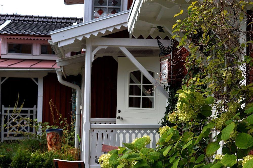 Nymans Bed & Breakfast