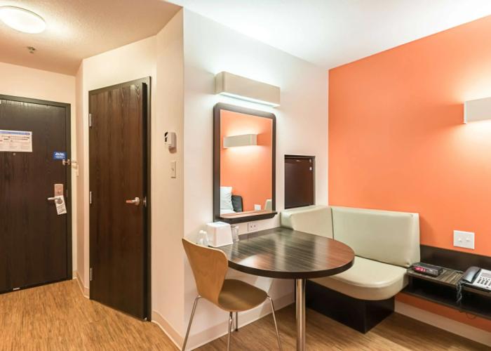 Motel 6 Moosomin, SK