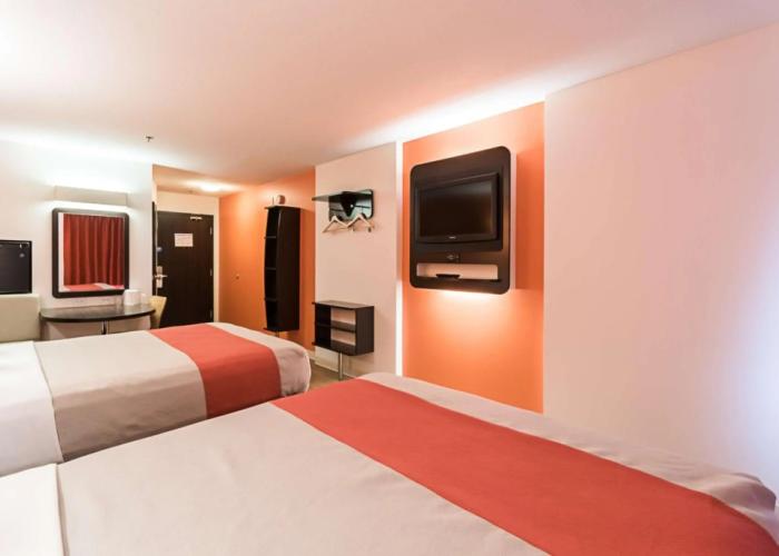 Motel 6 Moosomin, SK