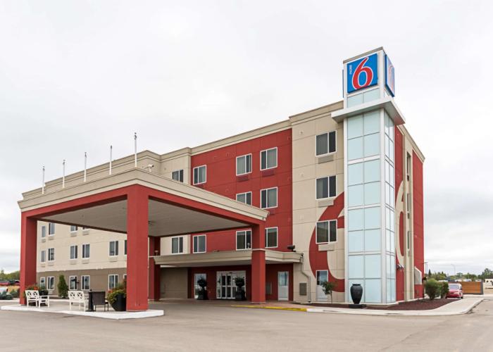 Motel 6 Moosomin, SK