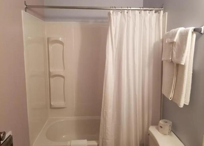 Moosomin Country Squire Inn