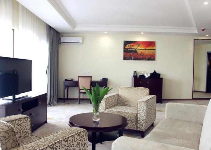 Bintumani Hotel