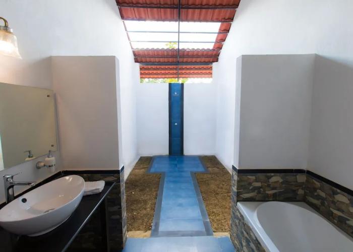 Tuli Veer Bagh Resort