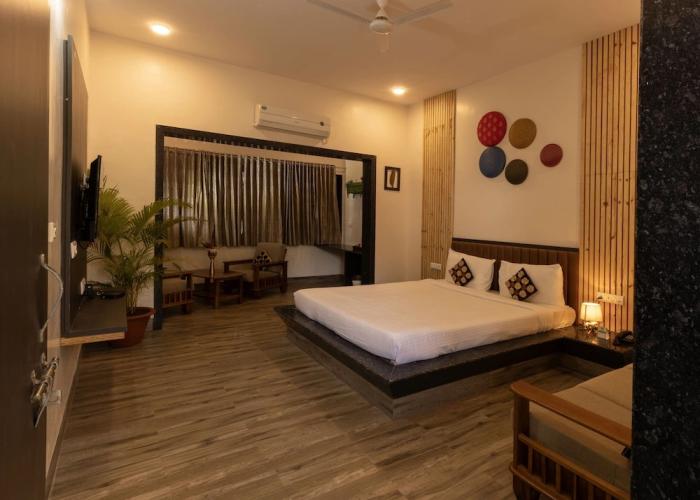 Vraksh Resort