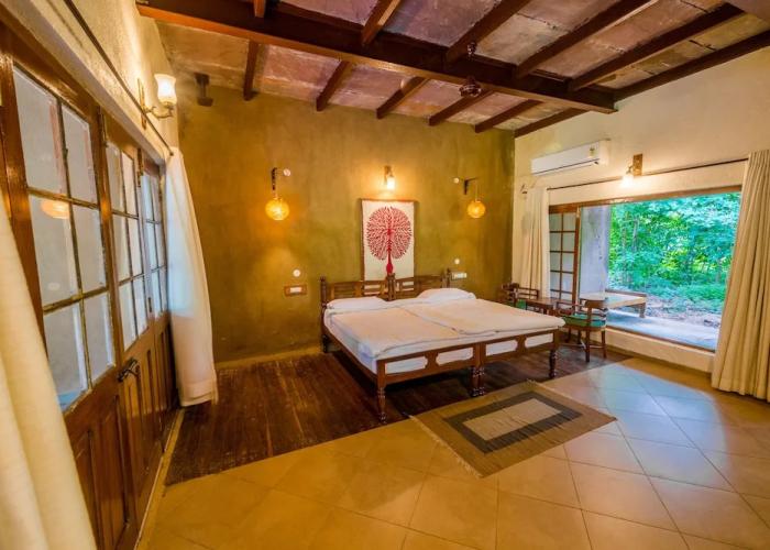 Mahua Vann Pench