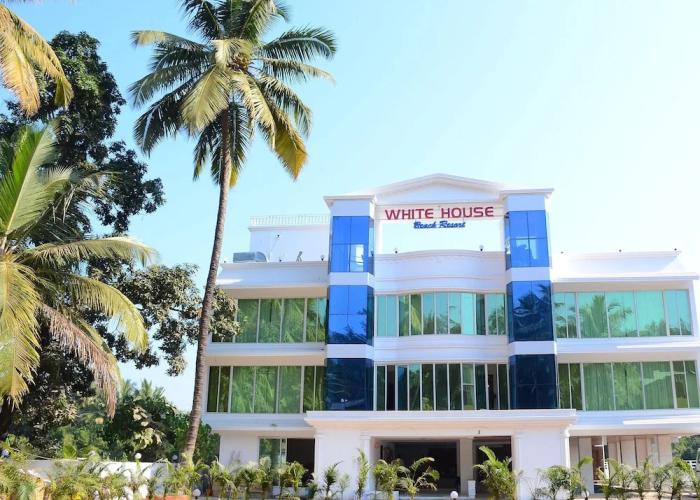 White House Beach Resort