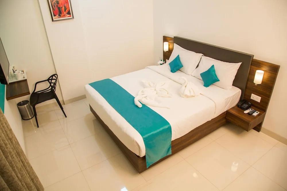 фото Hotel Nirvana