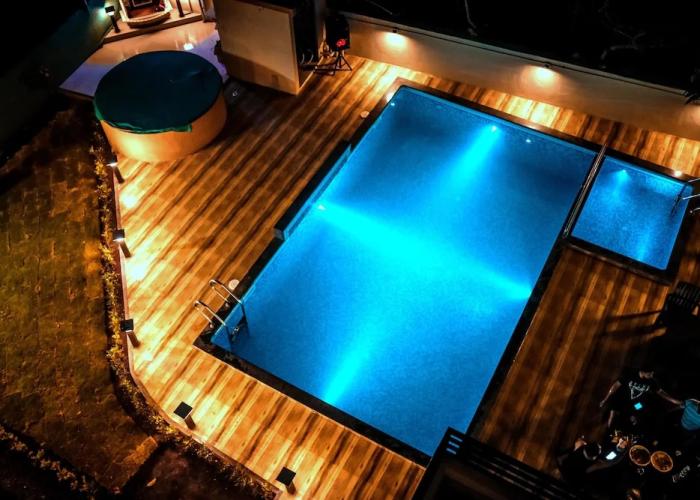 Royal Paradise Hotel