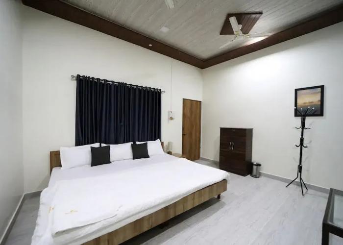 Coast house private villa Mandwa Alibaug