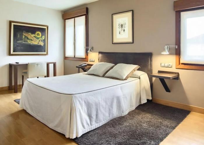 Hostal Izar-Ondo