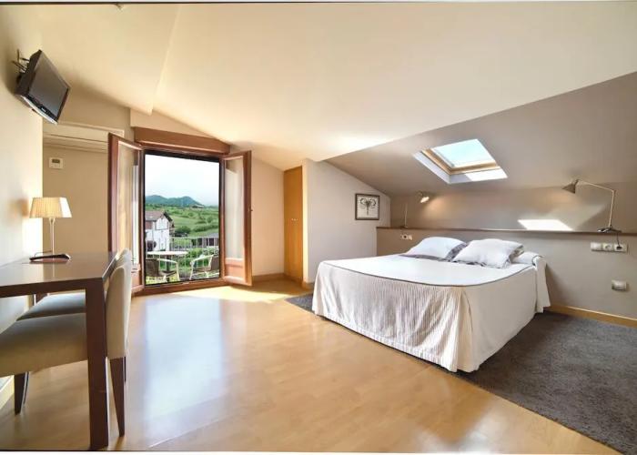Hostal Izar-Ondo