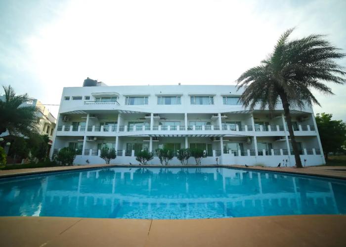 St. James Court Beach Resort