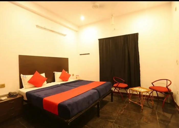 Le Apex Guest House