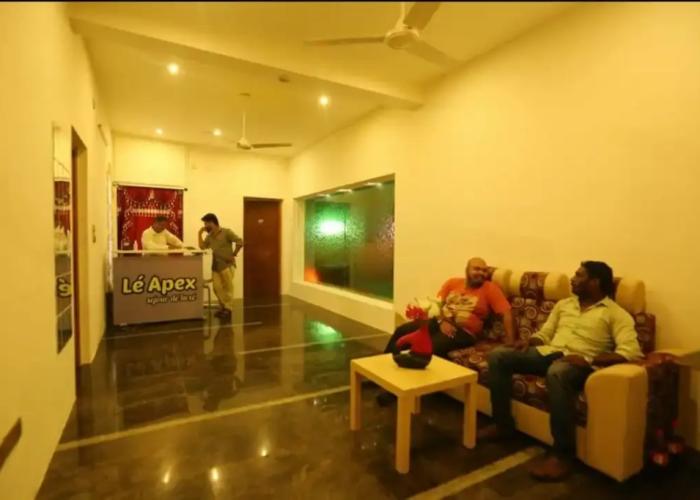 Le Apex Guest House