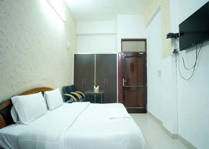 Hotel Moon