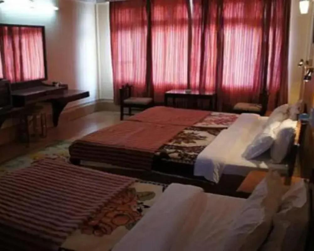 Pemaling Lords Inn Dirang