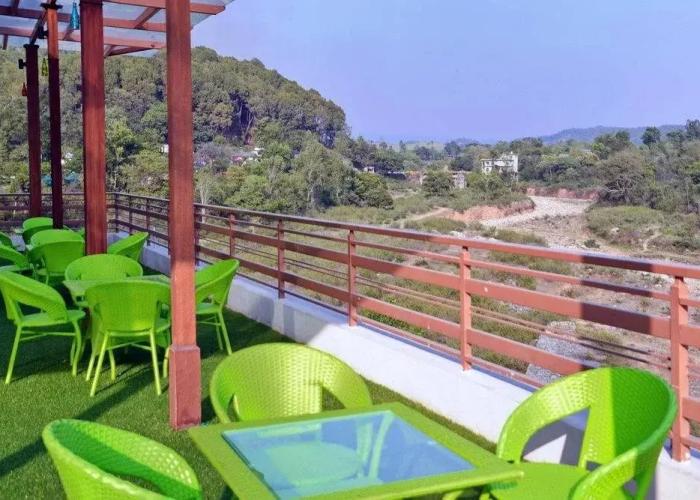 Hotel Kangra Rodeway Inn