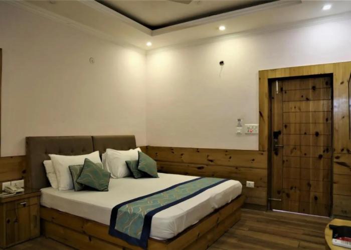 Quartz Himalayan Brothers