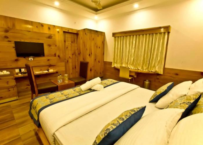 Quartz Himalayan Brothers