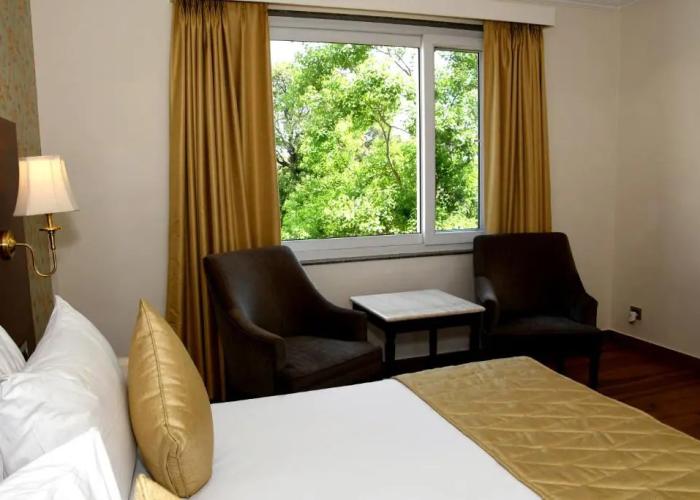 Mastiff Villa Camellia - A Tea Estate Hotel