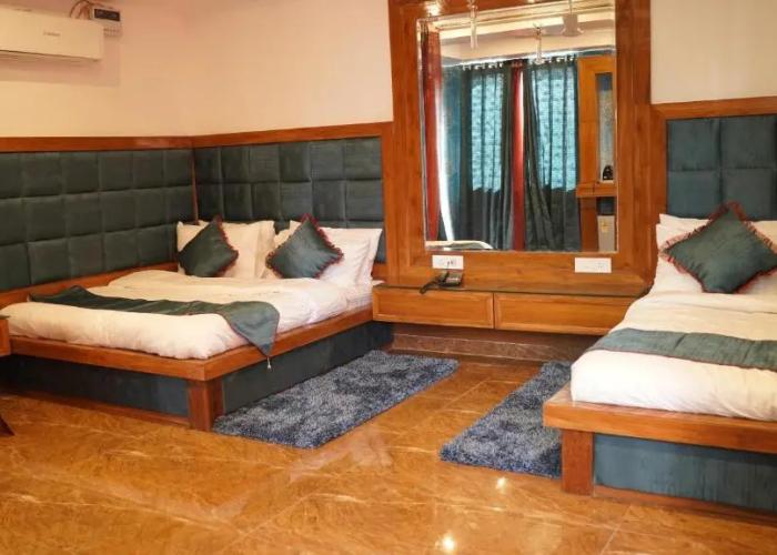 Hotel Sahebs Castle McLeodganj