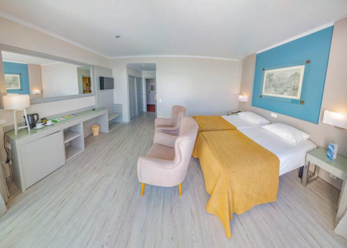 Hotel Orca Praia