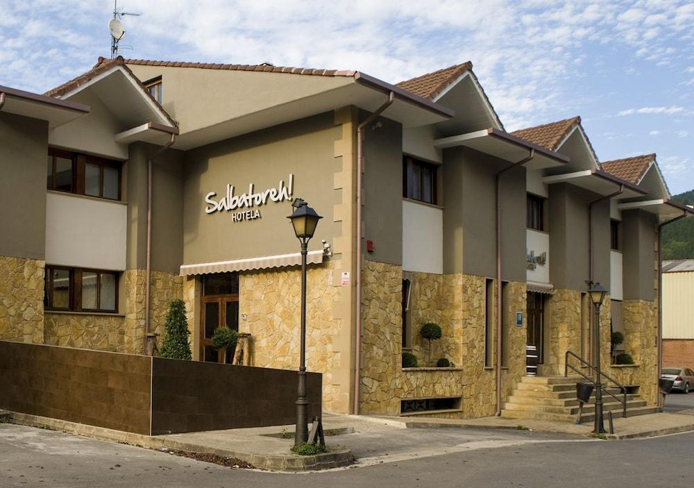 Hotel Salbatoreh
