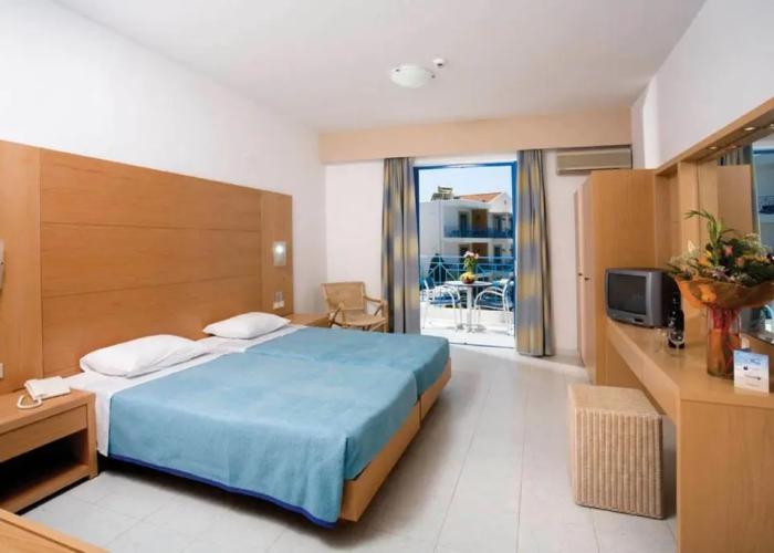 Pefki Islands Resort