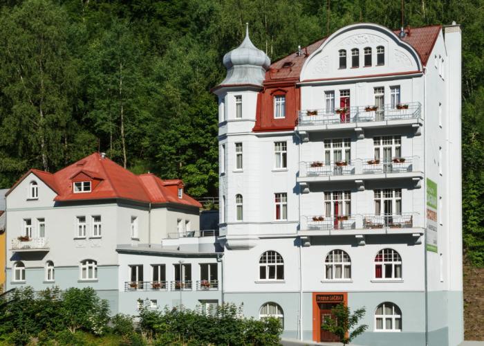 Dagmar Hotel
