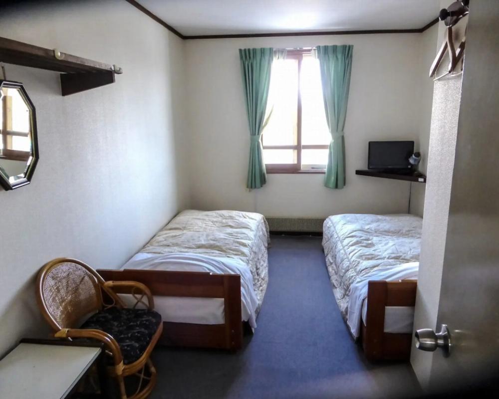 Kurumayama Kogen Guesthouse Urara