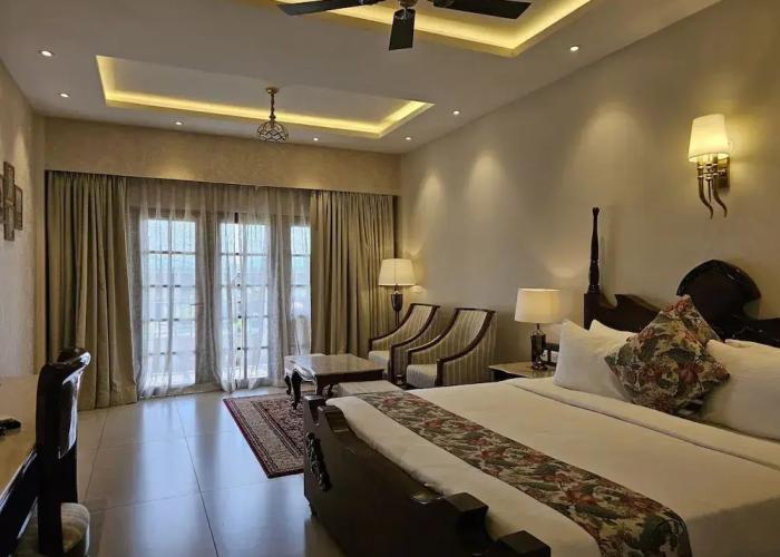 The creek boutique resort & spa