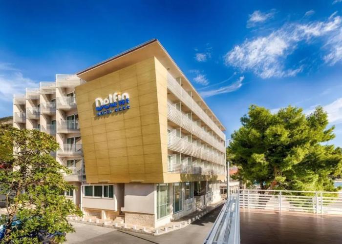 Carine Delfin Hotel