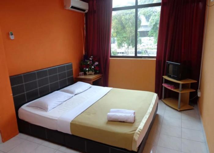 Hotel F Hotel