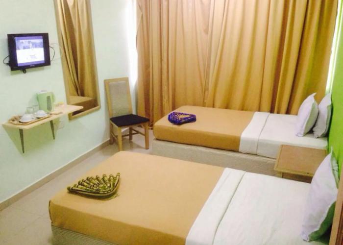Hotel F Hotel