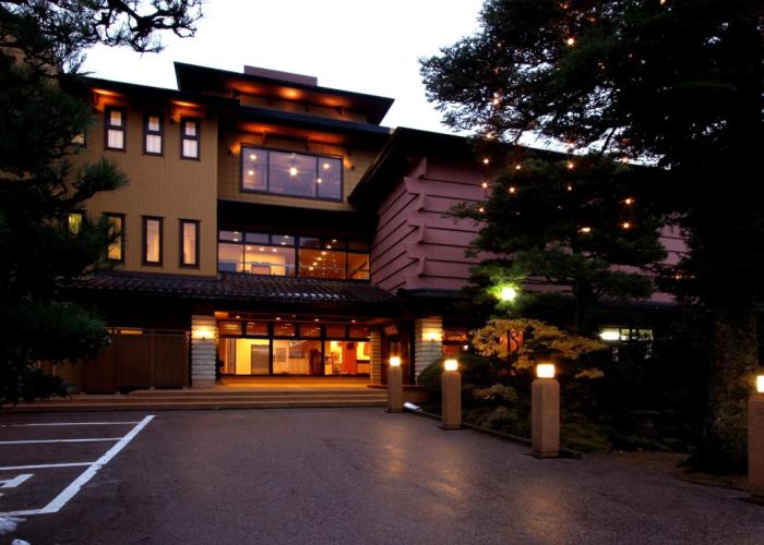 Ryokan Sanrakuen