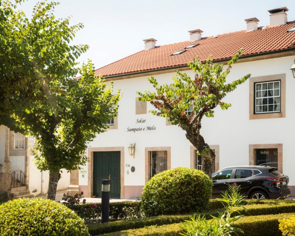 Solar Sampaio E Melo