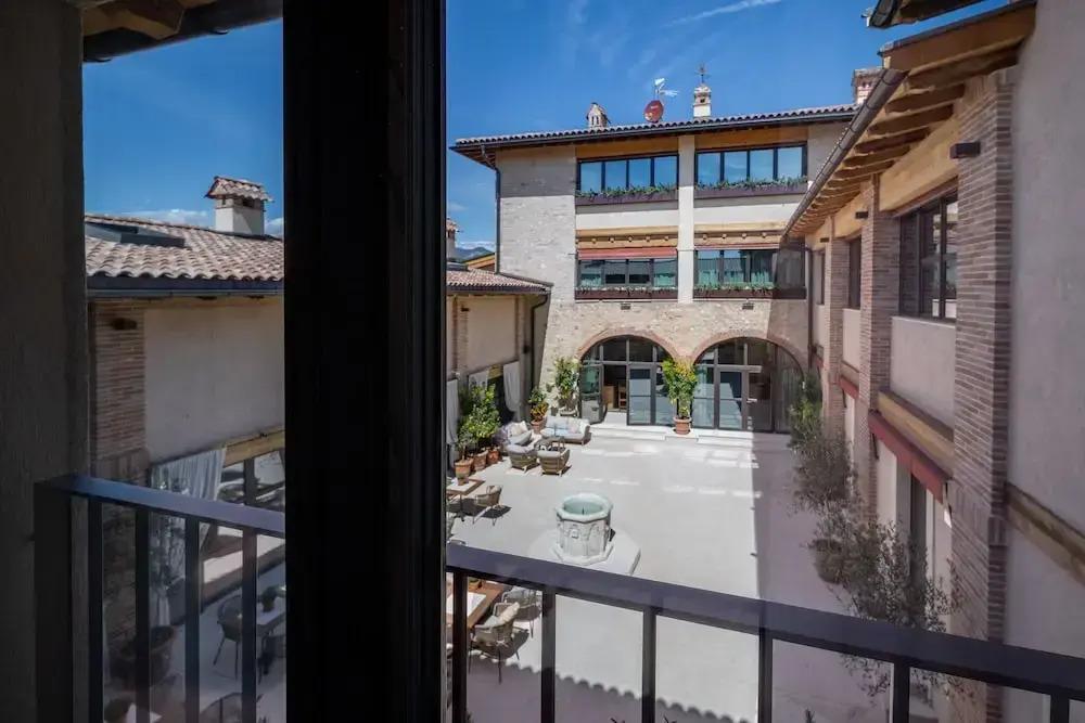 Conti Thun Wine Resort