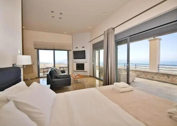 Marini Luxury Apartments and Suites