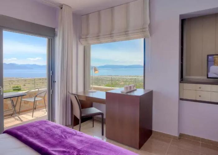 Marini Luxury Apartments and Suites