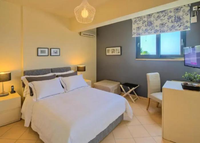Marini Luxury Apartments and Suites