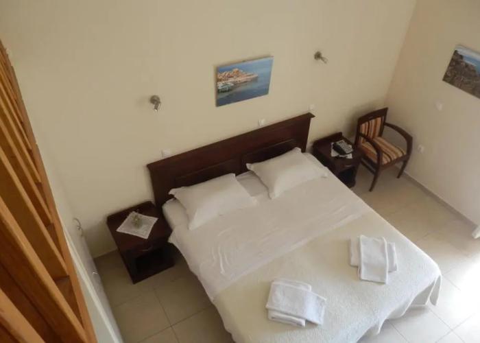 Irides Luxury Studios & Apartments