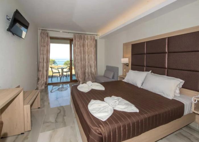 Brilliant Holiday Resort (Corfu)	