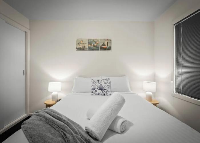 Tranquil Tranmere- City Views- 3 Bedroom